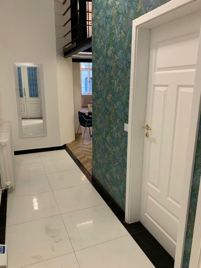 Apartment Opera Deluxe