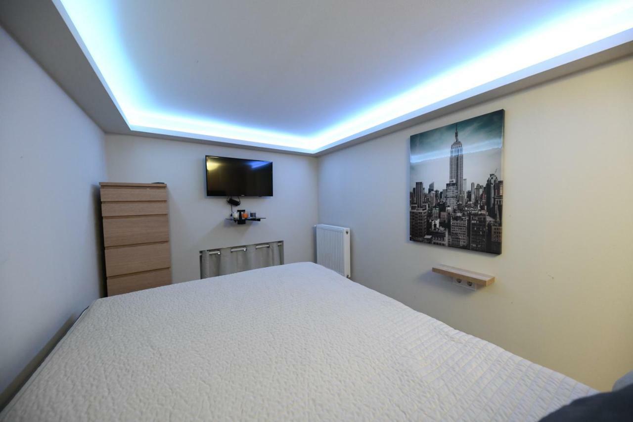 Cosy 2 Bedroom Flat In The Heart Of Lejlighed