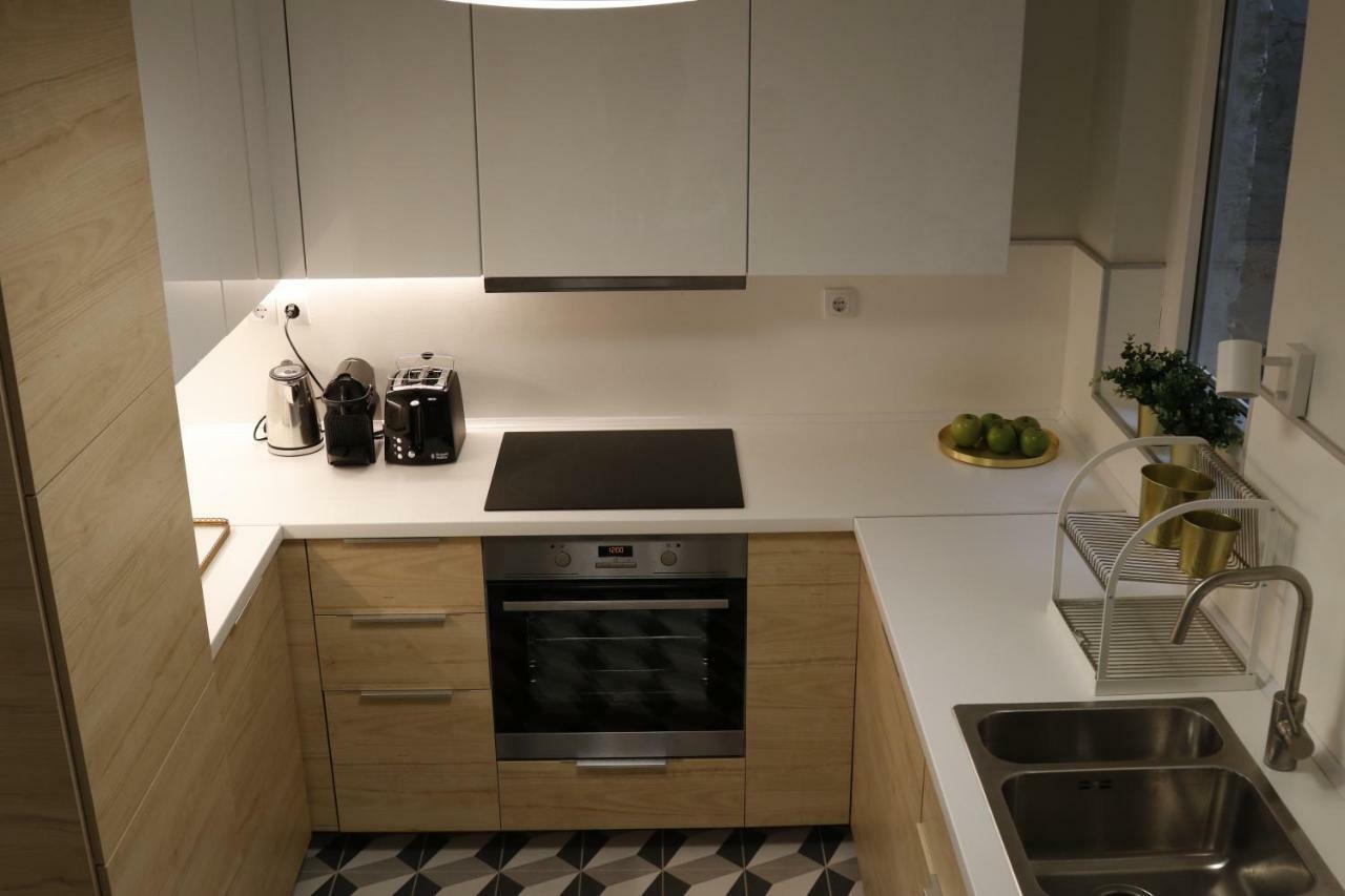 Deluxe With 2 Bedrooms And Ac *