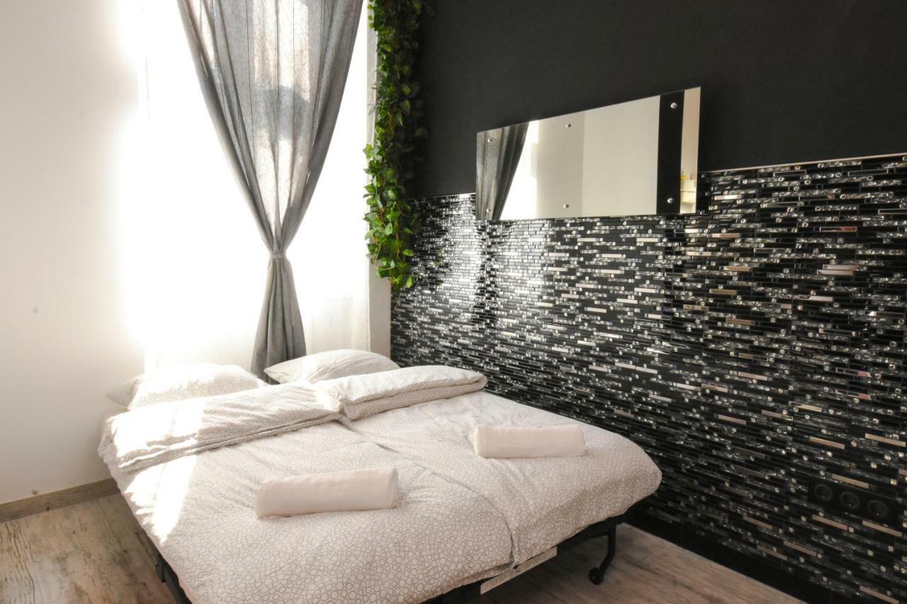 Modern Design In The Center Apartment