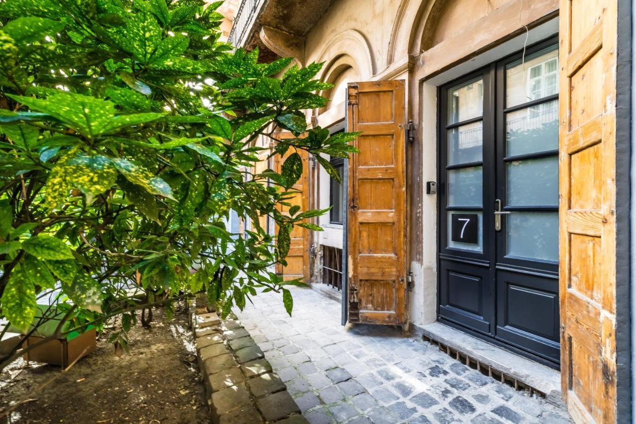 Urban Stable Luxury Boedapest