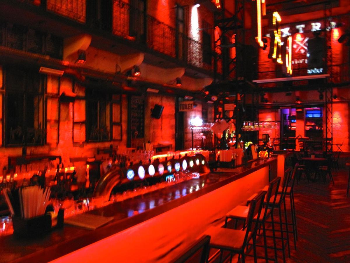 Hedonist 3*
