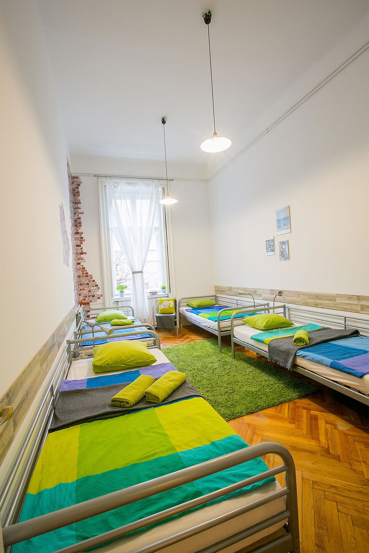 Friends & Hostal Budapest
