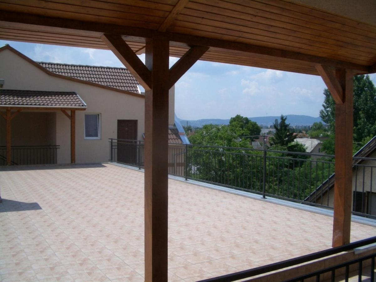 Apartamento Szentmihályi 22 Apartman *