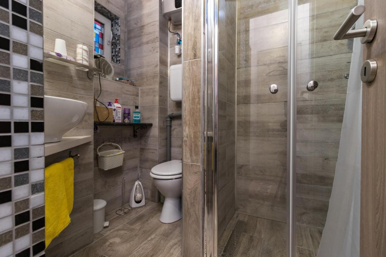 Grey Orchid - Studio Apartamento *