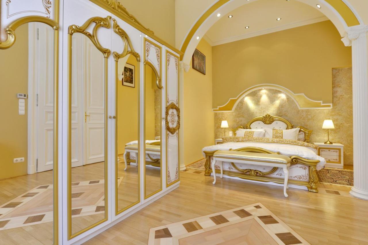 Roza Luxury *