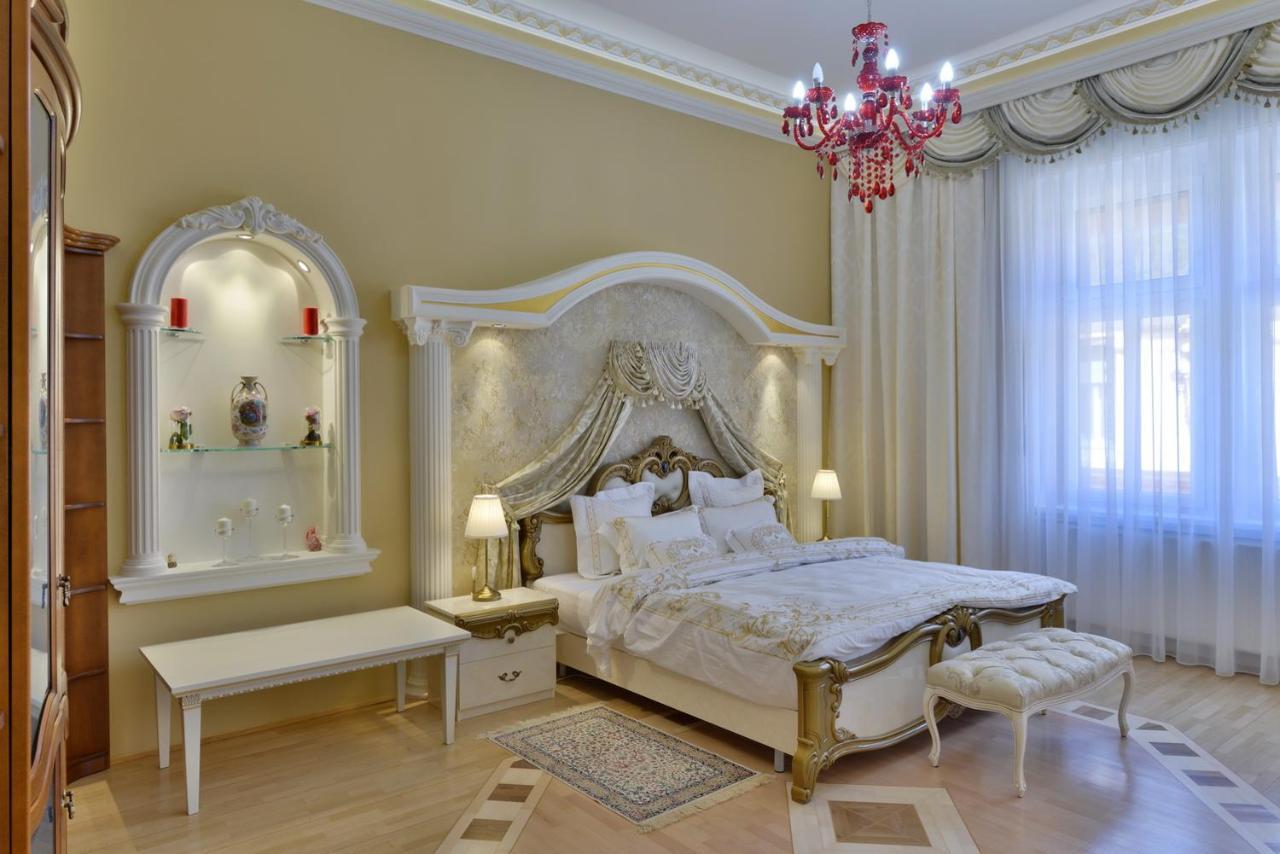 Roza Luxury