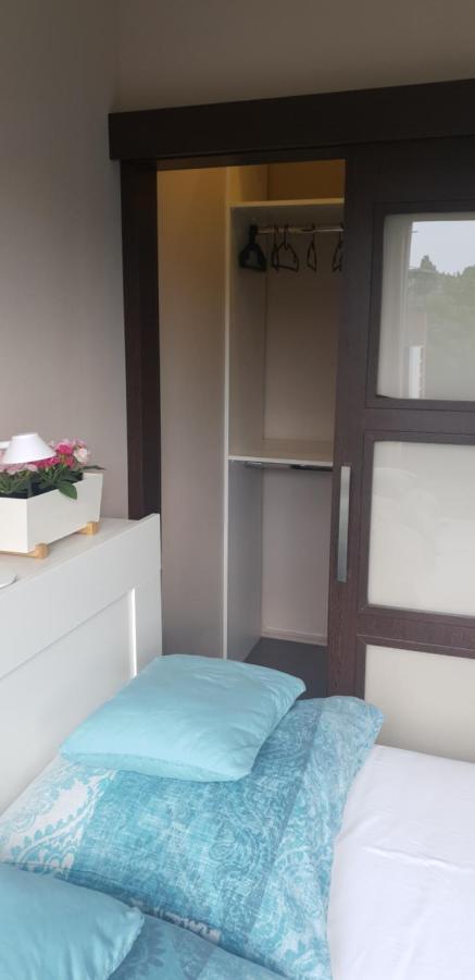 Blue Ball Apartment