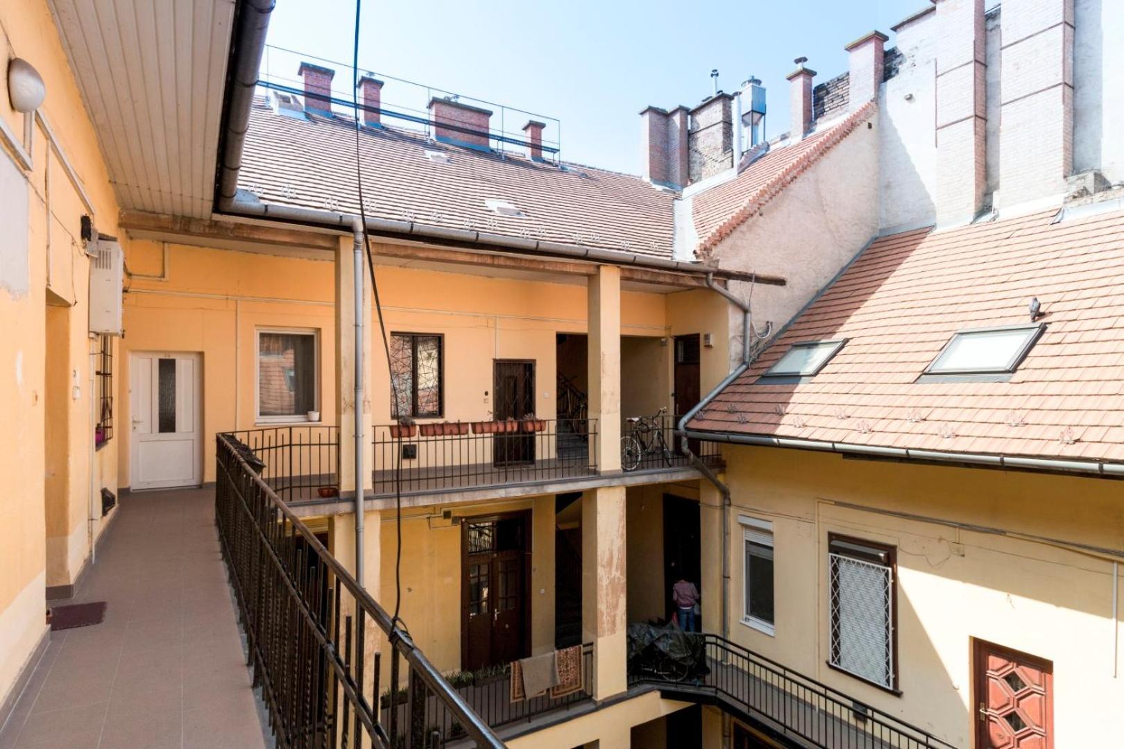 Atosland Apartmán