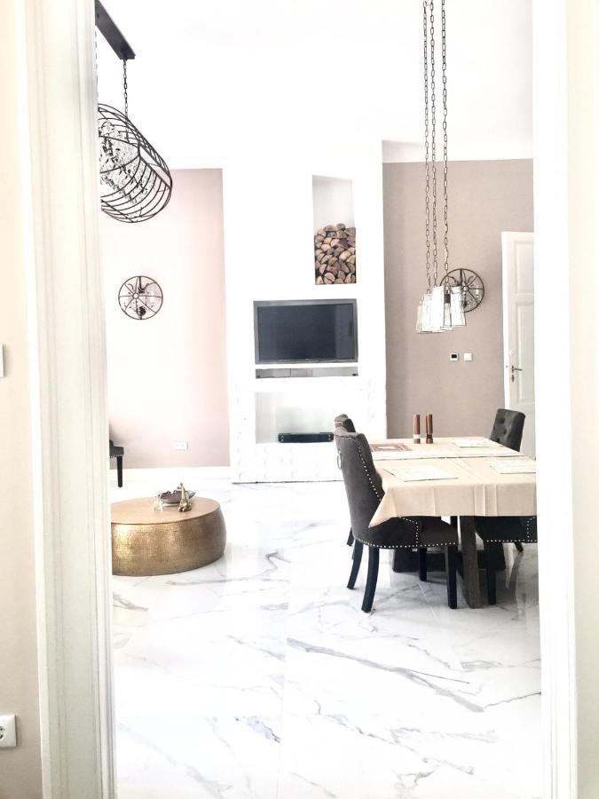 Classic Luxury With Jacuzzi & Sauna Raday Utca Apartment *
