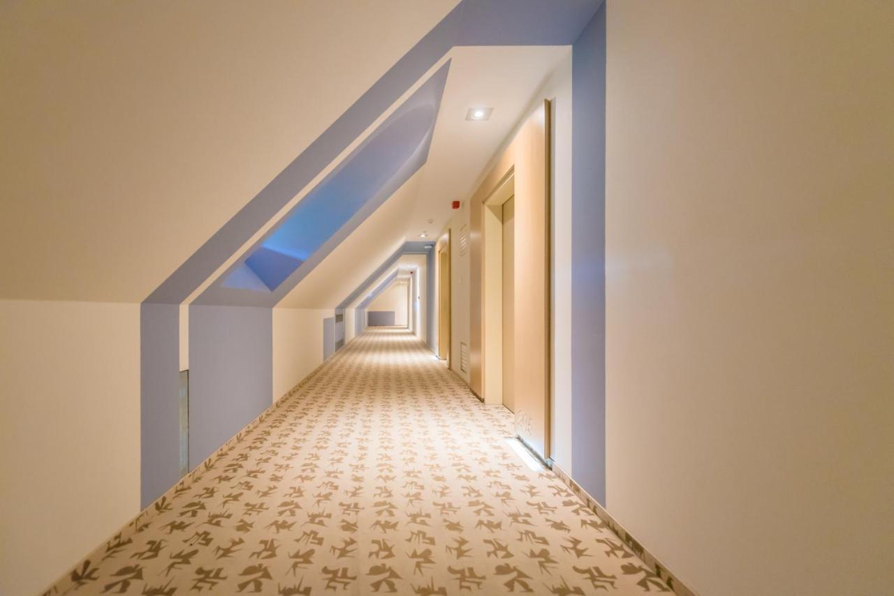 Hotel Buda Castle 4*
