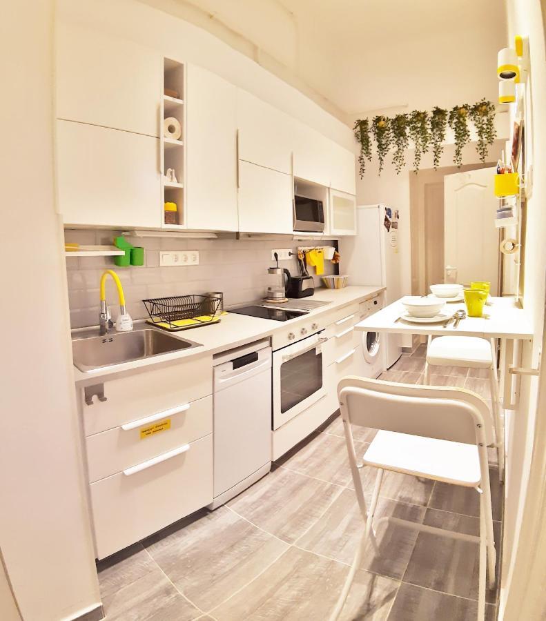 Apartament Bright Side *