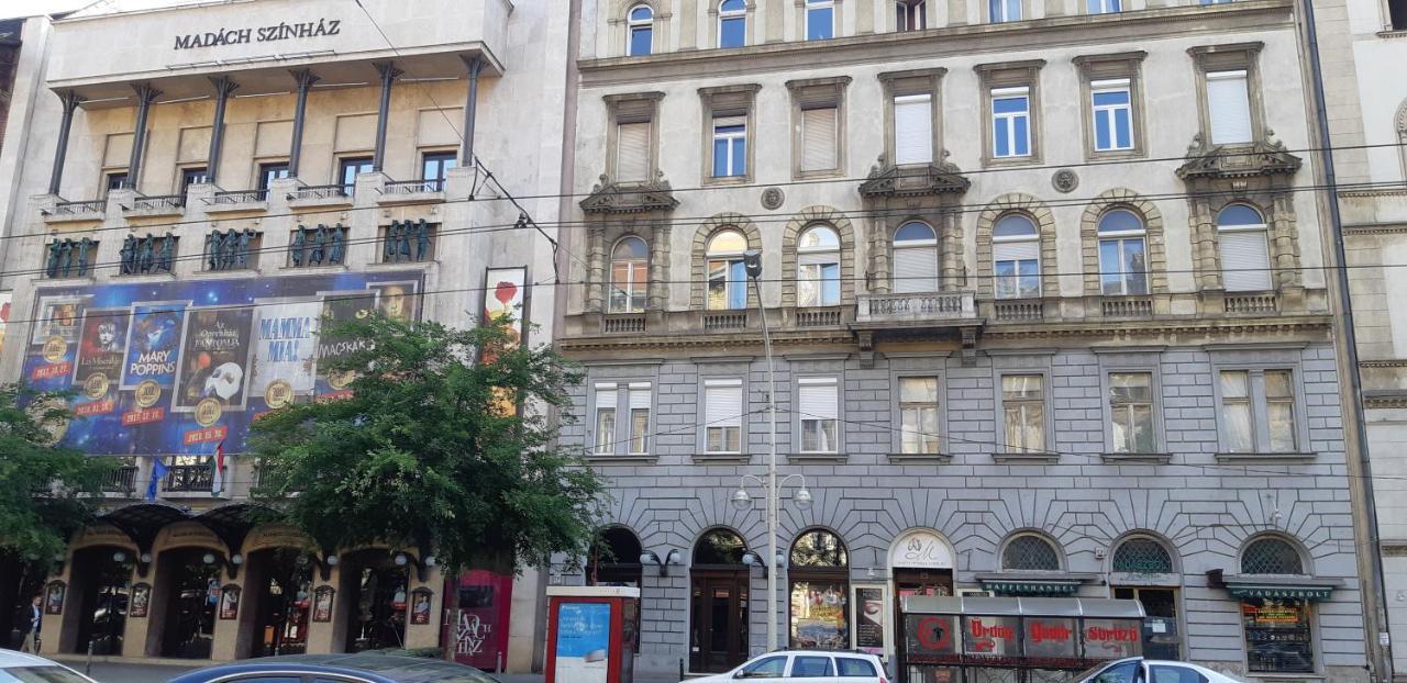 Tempo Courtyard Lejlighed Budapest