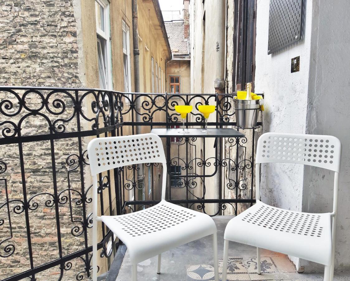 Bright Side Apartament