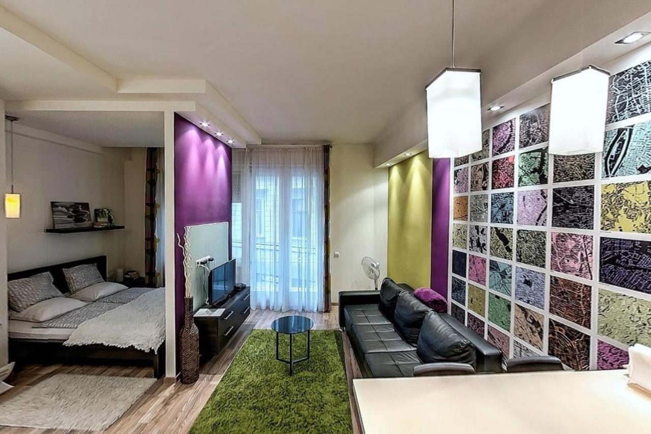 Centerstudio With Balcony In Downtown Apartment