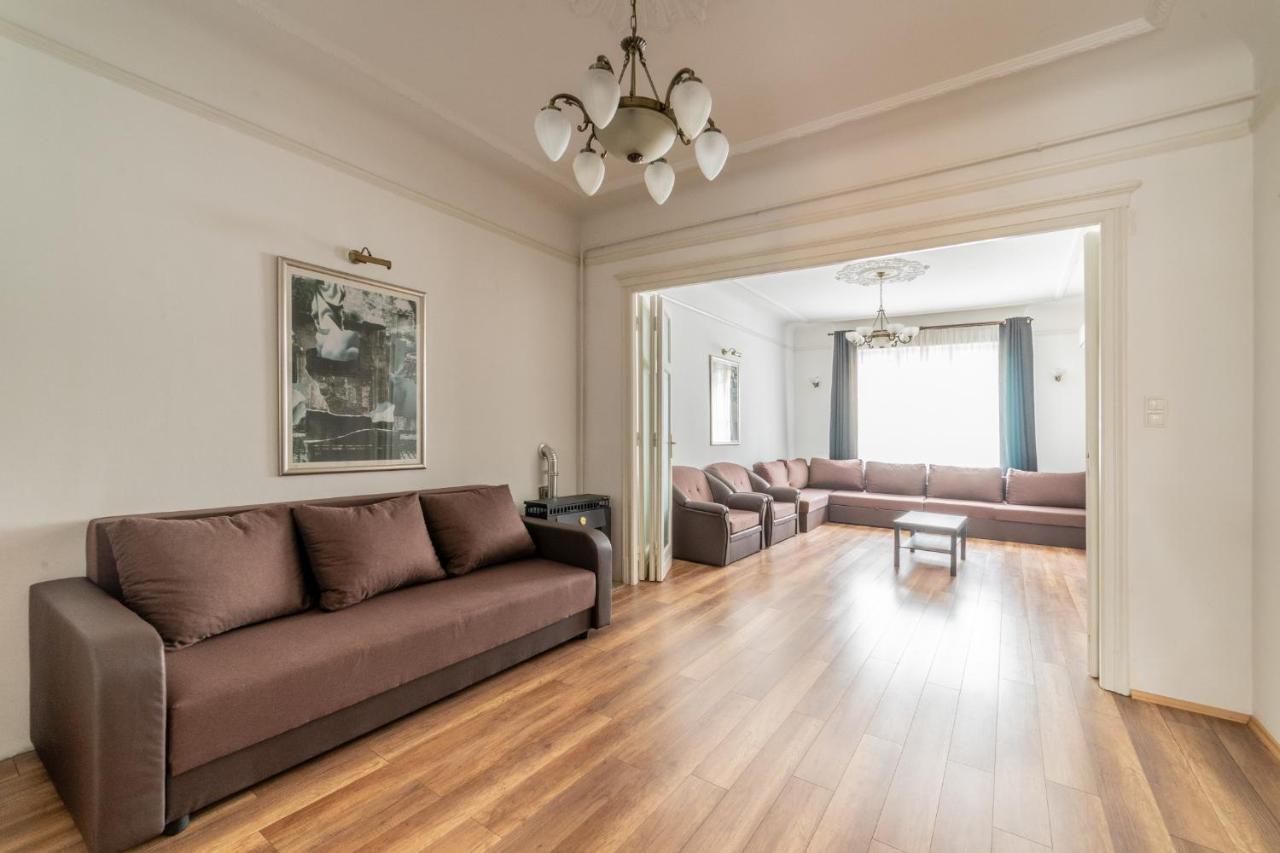 Of Eleven Apartamento
