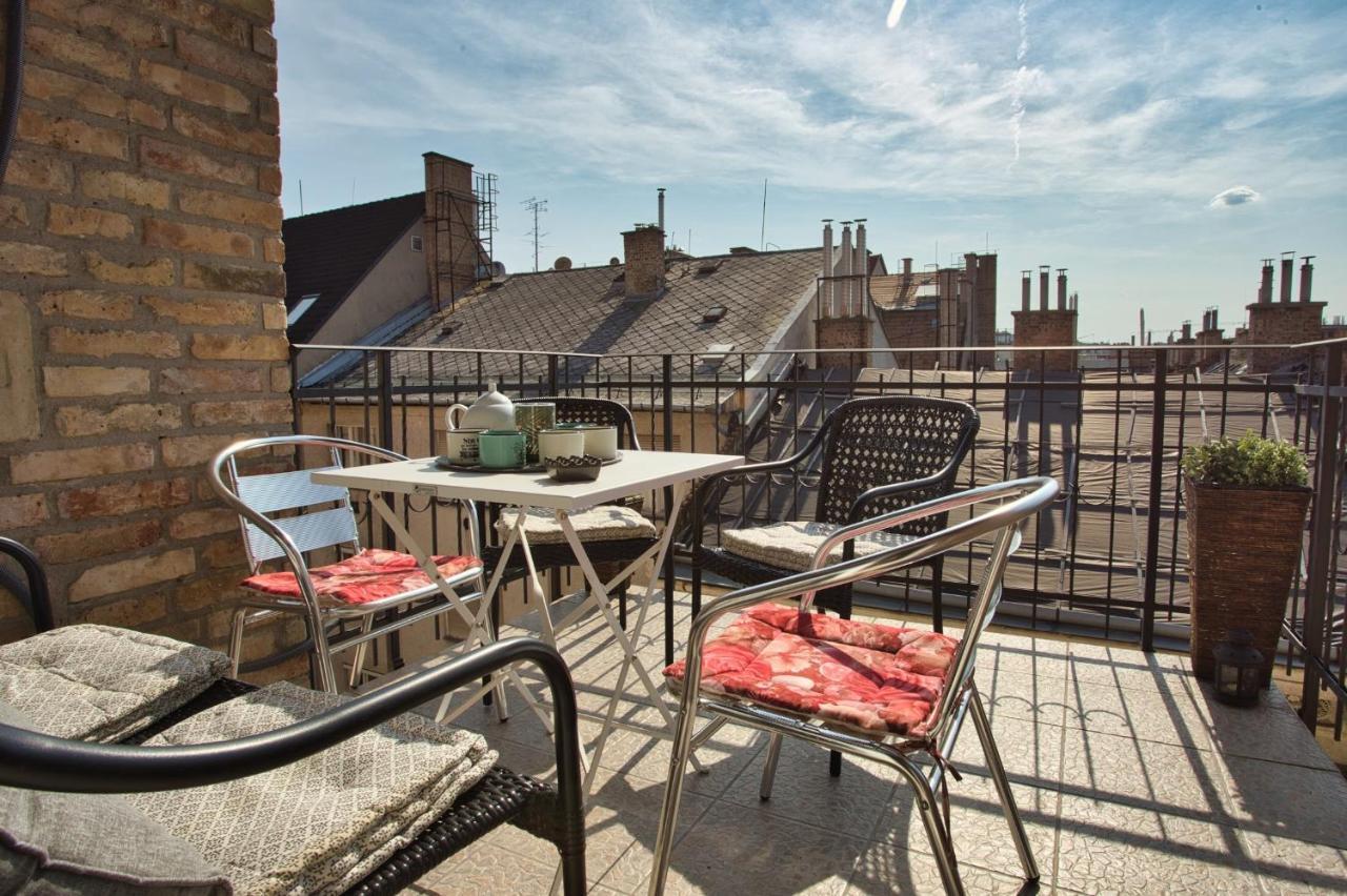 Terrace Sky Lounge