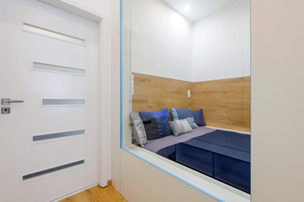 Amber / Navy Design With A/c Apartamento Budapest