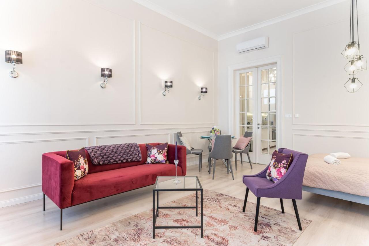 Milano Design Center With Ac Apartment