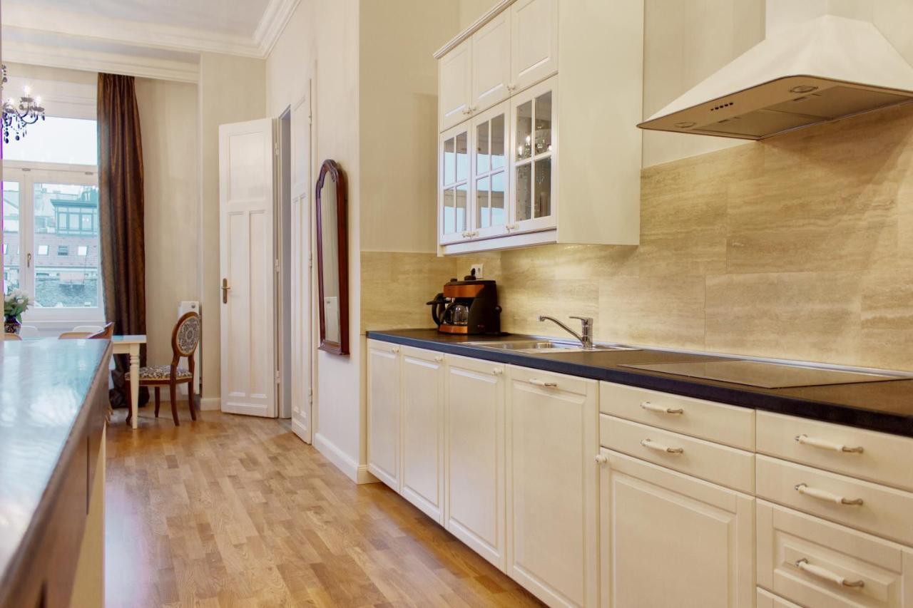 4br , 3bhr With Ac At The Opera Apartmán Budapest