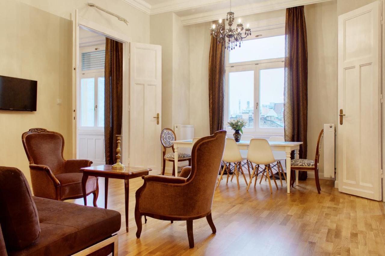 Apartmán 4br , 3bhr With Ac At The Opera *