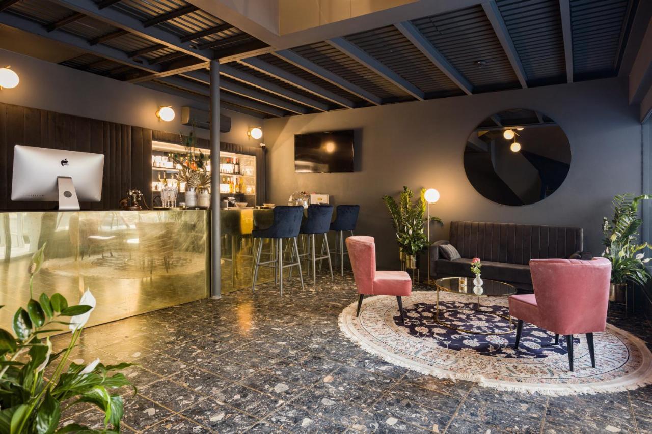 Noble Boutique - Adults Only 4*