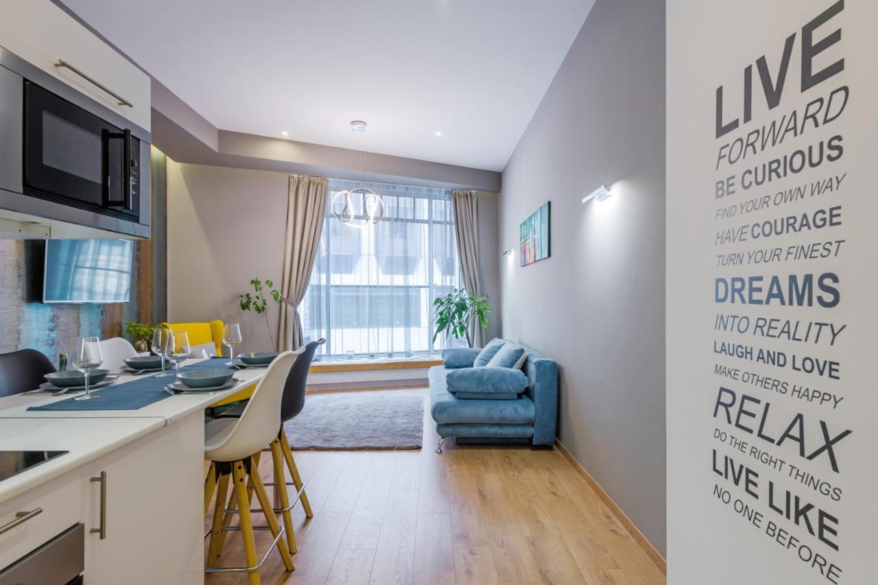 Amber / Navy Design With A/c Apartamento Budapest