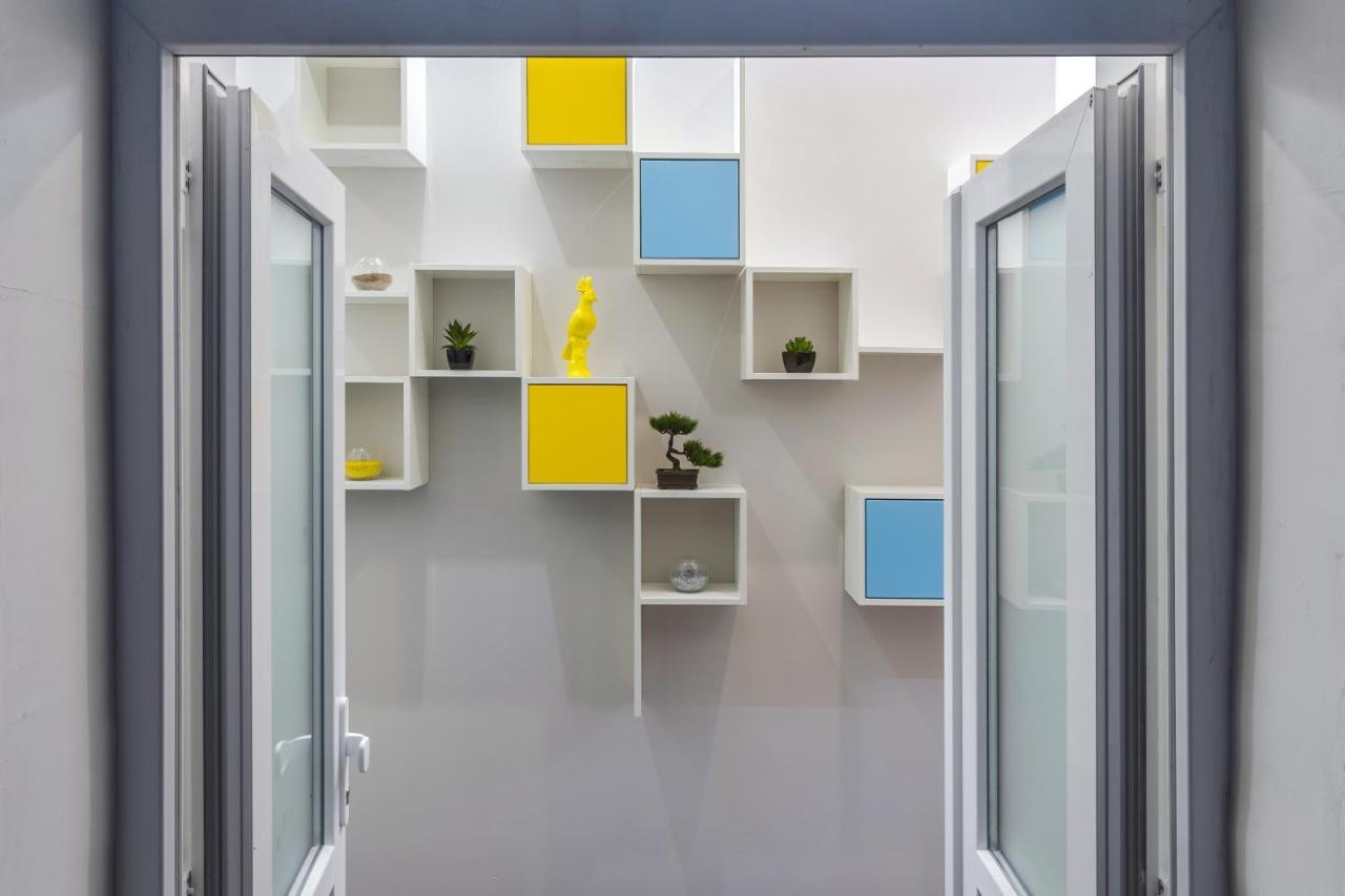 Amber / Navy Design With A/c Apartamento *