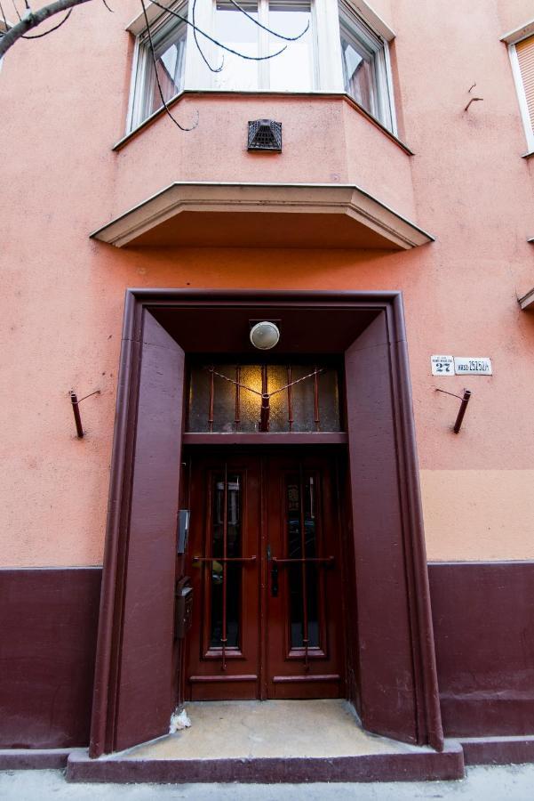 Warm & Friendly Ii. Budapest