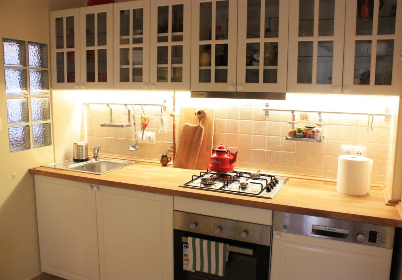 Apartamento New, Jokai Opera Unit