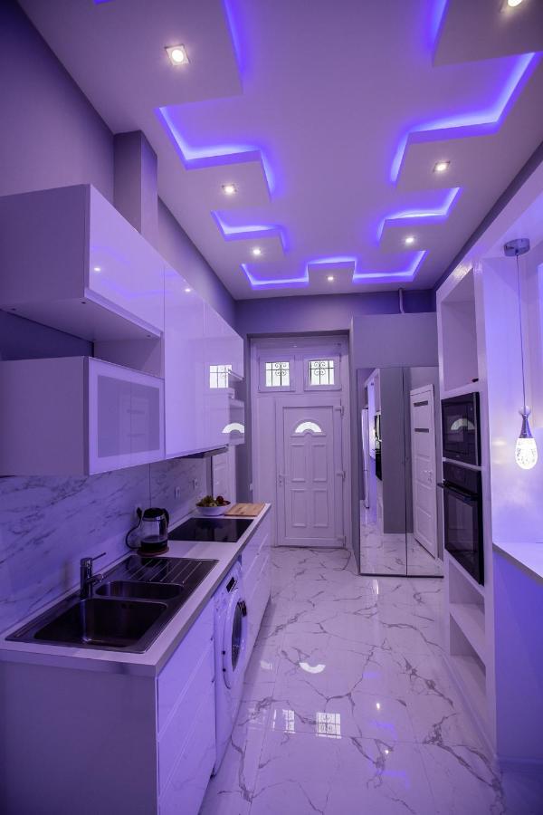 Deluxe Sapphire Residency - 4 Bedrooms * Budapest