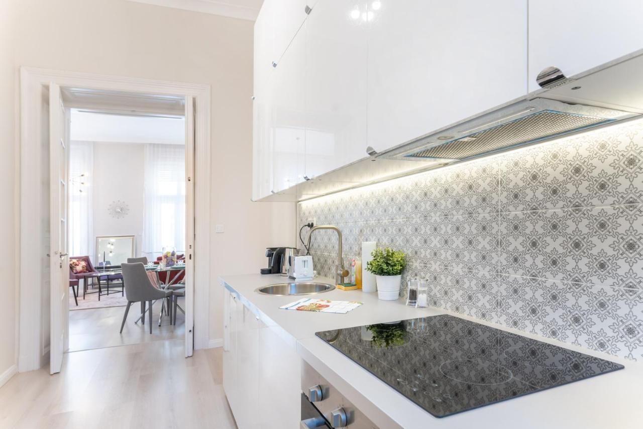Milano Design Center With Ac Apartment