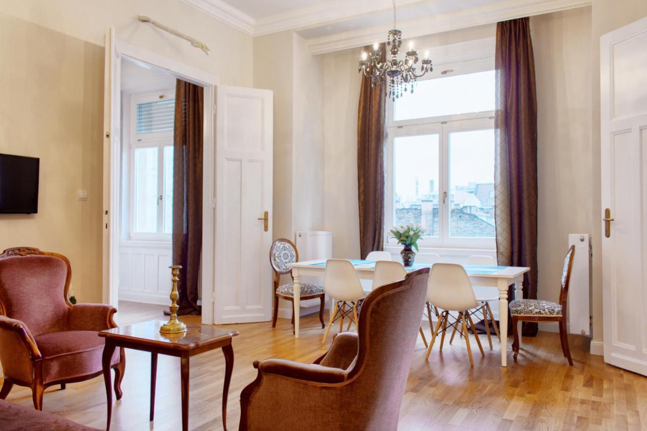 Apartmán 4br , 3bhr With Ac At The Opera *