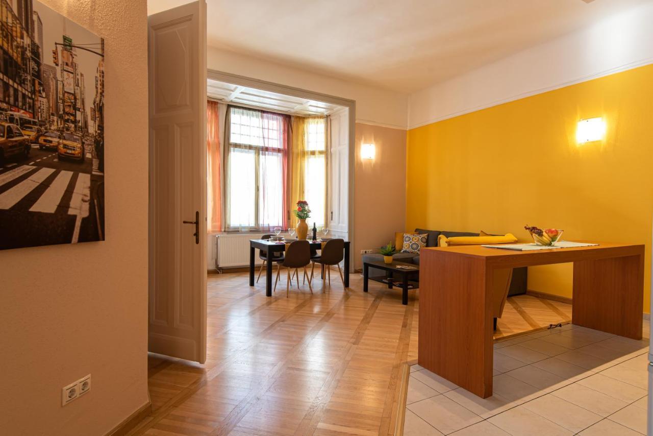 Patrik's Center Apartamento *