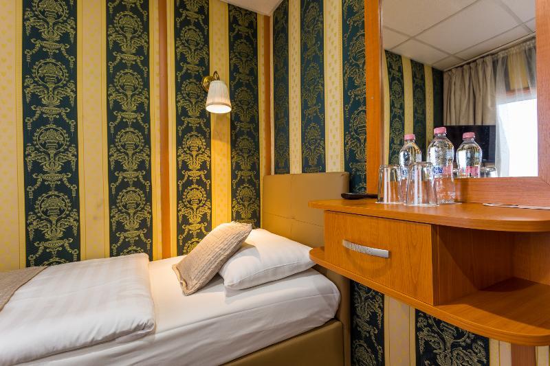 Hotell Onriver - Grand Jules 3*