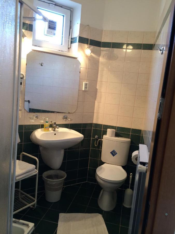 Belle Fleur Panzio Bed & Breakfast 2*