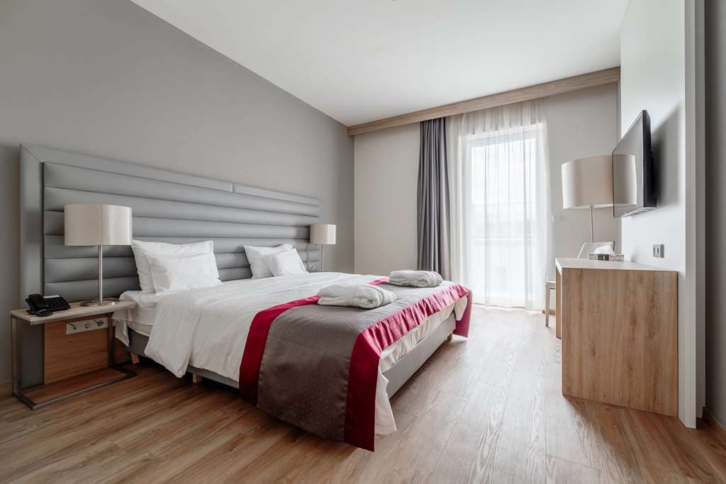 Akeah Verdi 4* Budapest