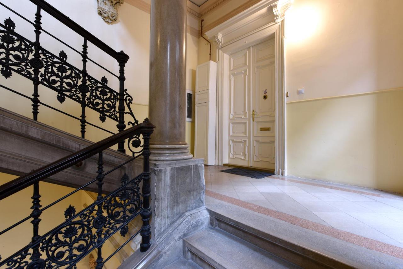 Lägenhet Count Zrinyi Basilica Luxurious