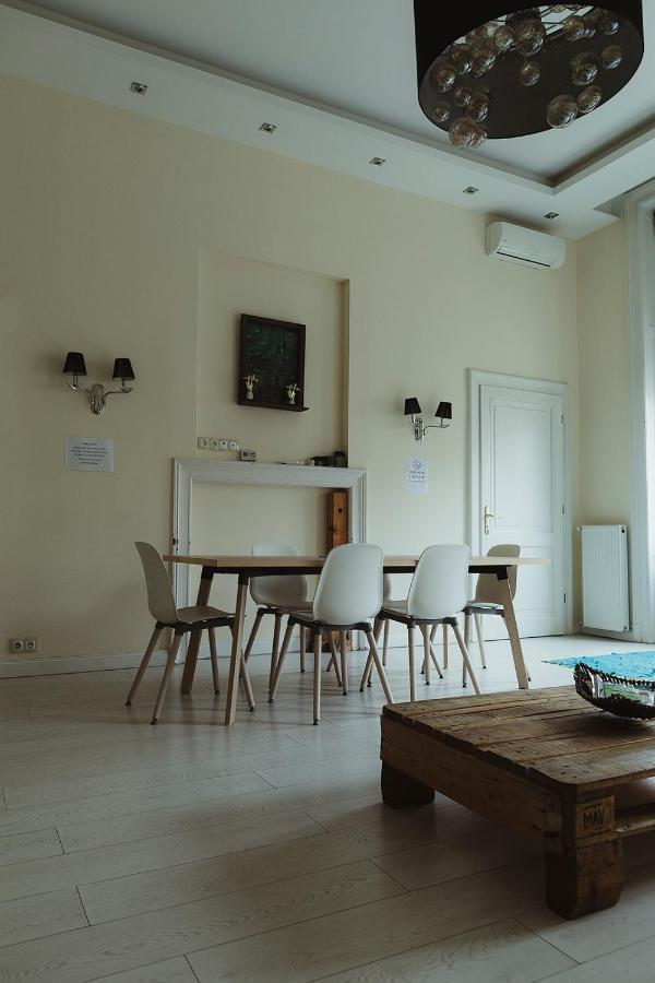 Apartment Jozsef63 *