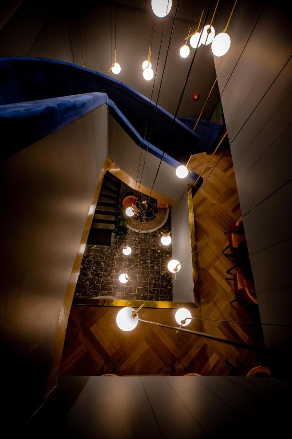 Noble Boutique - Adults Only 4*