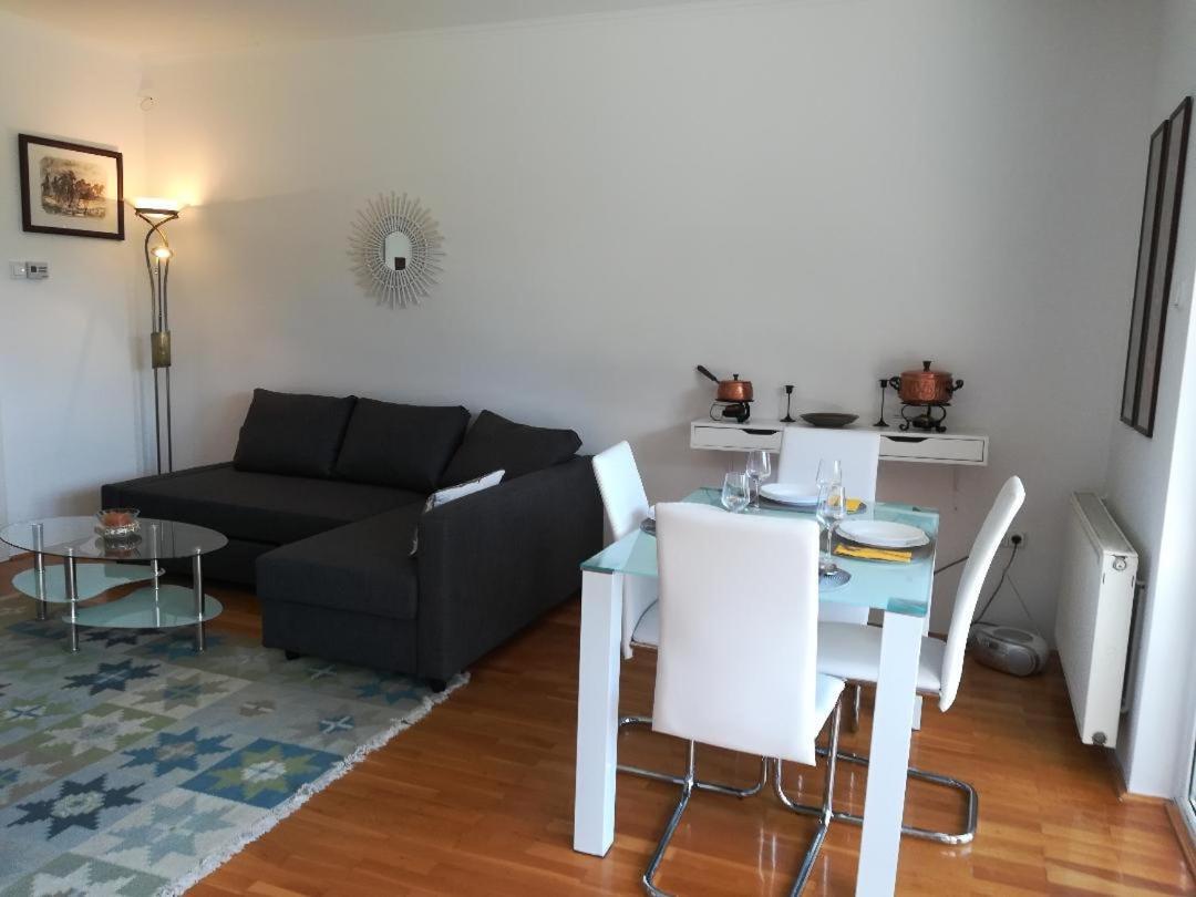 Homy In Buda, With Safe Garage And Terrace Budapest