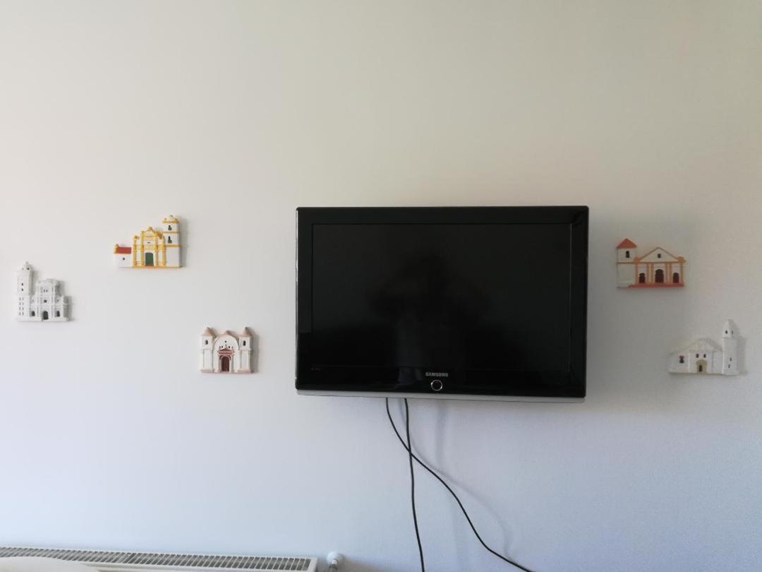 Apartamento Homy In Buda, With Safe Garage And Terrace Budapest