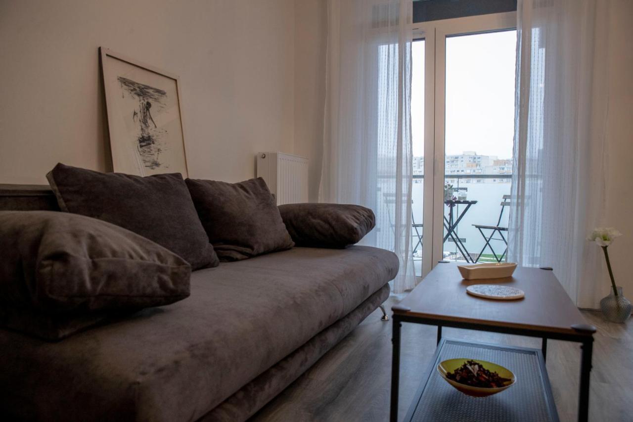 Sasadpark's New In The West Part Of Buda Apartamento Budapest