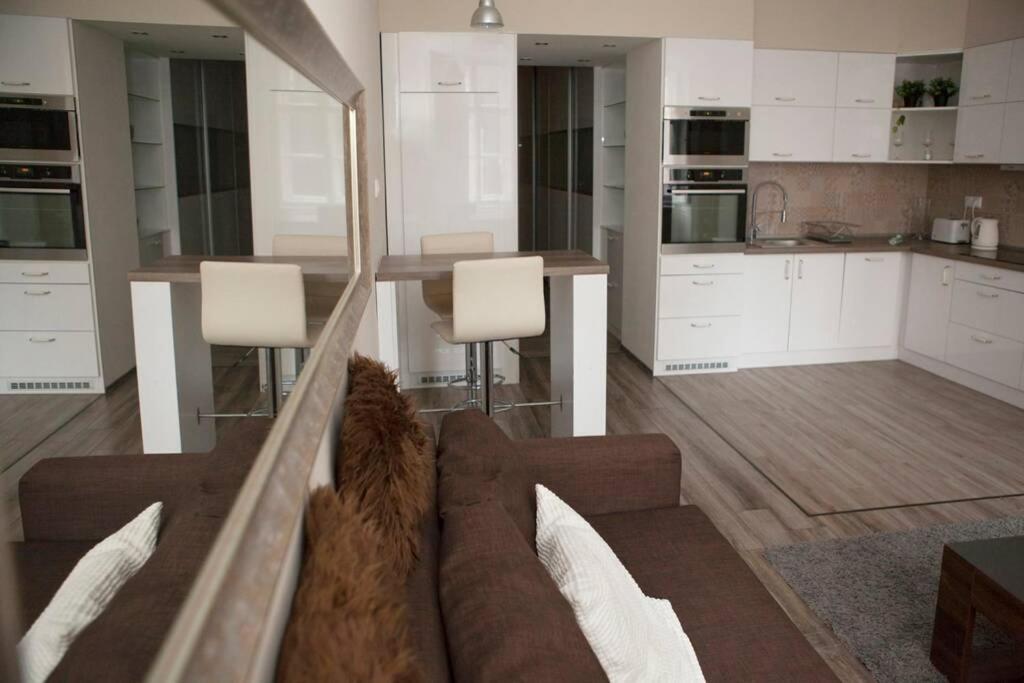 Downtown Regiposta 15 Appartement *