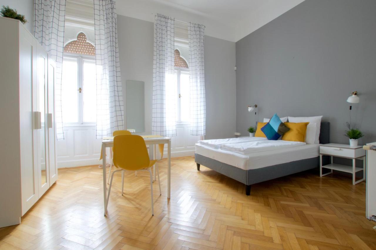 Budget By Hi5 - Palace Quarter