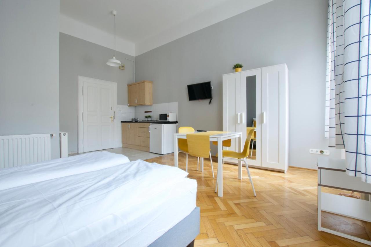 Budget By Hi5 - Palace Quarter