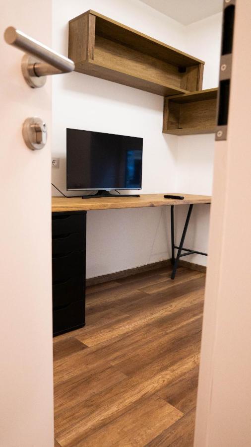 Apartment Bachelor
