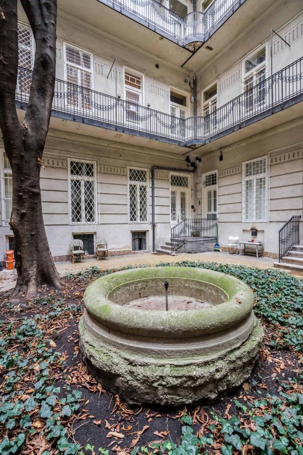 Apartman Bpr Red Tower Duplex *