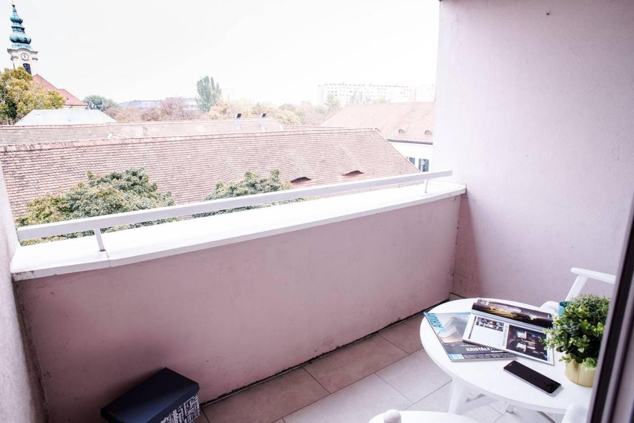Peaceful, Cozy And New With Balcony Apartamento *