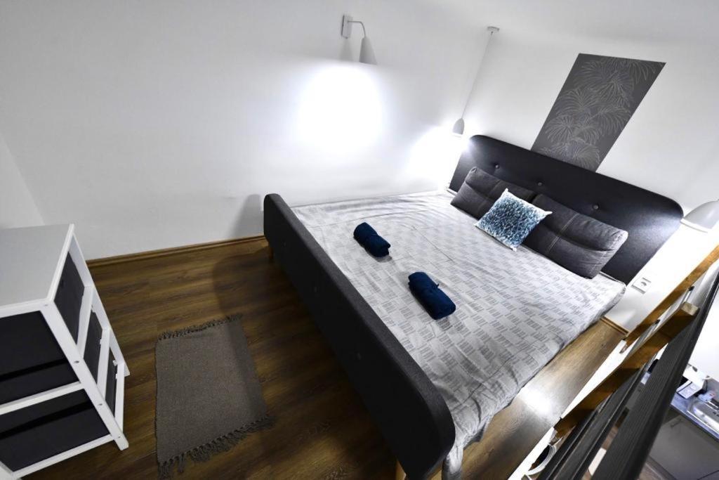 Cosy Flat In Király Str,queen Appartamento *